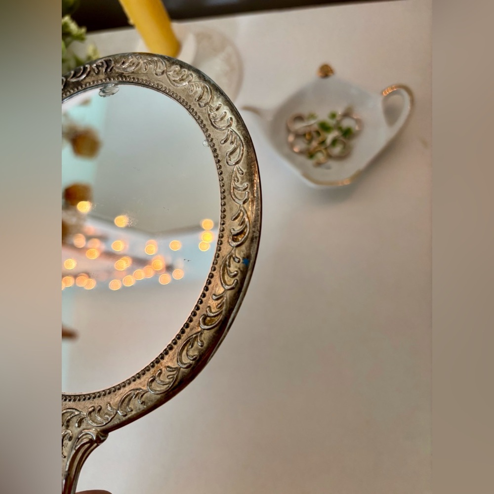 Vintage Silver Plated Mirror With Floral Design - Picture 7 of 8